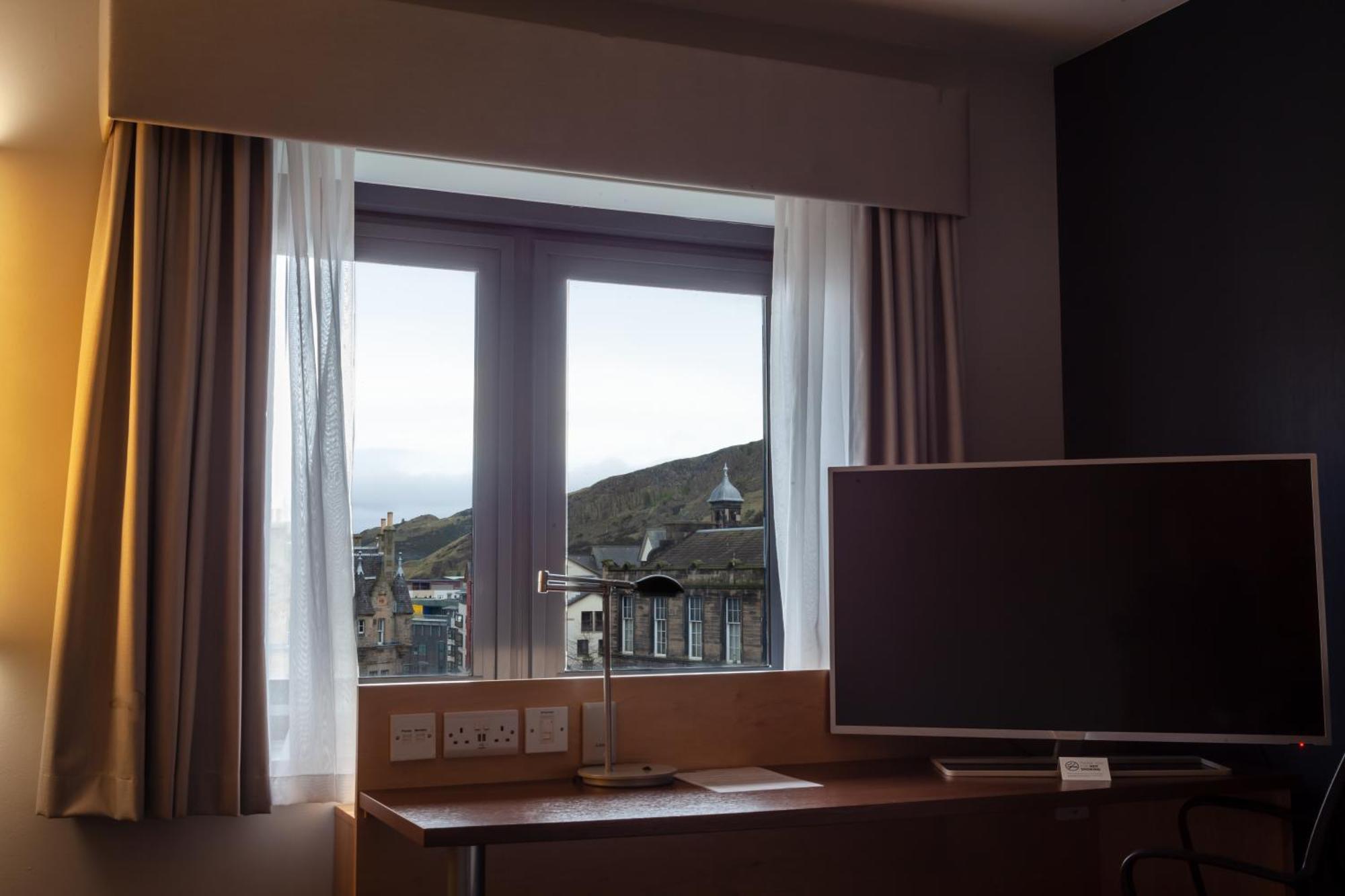 Holiday Inn Express Edinburgh - Royal Mile By Ihg — Fotos 3